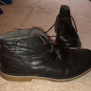 Black ugg chukka boots